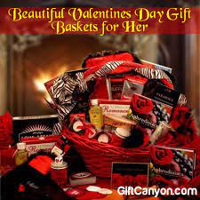 Valentine's day gifts & gift baskets for her if you're looking for valentine's day gifts for her that will be truly appreciated, look no further than harry & david. Beautiful Valentines Day Gift Baskets For Her Gift Canyon