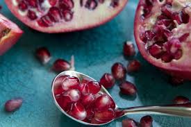 #hack #lifehack #savemoney #diy #diyhomeprojects #homedecor #kitchenhack . 10 Fruit Cutting Hacks To Make Your Life Easier Food Network Canada