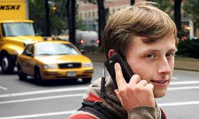 Douglas Sabo, New York: "Jag försöker nu begränsa antalet sms"