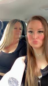 Abby Sam's Instagram, Twitter & Facebook