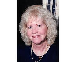 Lori Skaggs's Instagram, Twitter & Facebook