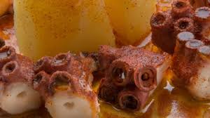 Las recetas gallegas ofrecen todo un abanico de platos elaborados con los frutos del mar, sencillos pero abundantes y, sobre todo, deliciosos. Recetas De Cocina Gallega