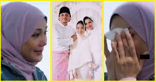 Bahagiakan anak saya pesan erra fazira kepada bekas suami yang berkahwin sekali lagi. Akhirnya Erra Fazira Brsuara Selepas Bekas Suami Engku Emran Selamat Menikah Dengan Noor Nabila Teh Tarik Kaw