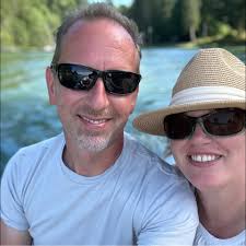 Can Starlink be used for Pandora streaming and with a McAfee VPN in Canada?