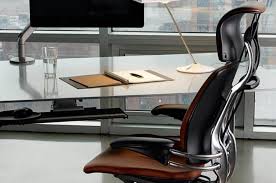 Which is better for degenerative disc disease? Best Ergonomic Office Chairs For Scoliosis In 2020 Good Posture Hq