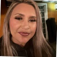 Jennifer Eaves's Instagram, Twitter & Facebook