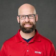 Real Estate Agents in 76137