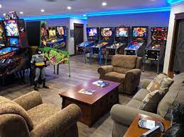 Let S See Pics Of Game Rooms All Gameroom Talk Pinside Com Game Room Basement Arcade Room Game Room Bar