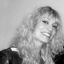 Cecelia Crow's Instagram, Twitter & Facebook