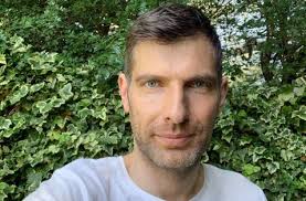 Techmeme: A profile of FaceApp CEO Yaroslav Goncharov, who says that the  app has a paying customer base of roughly 1% after claiming the company is  “very profitable” (Thomas Brewster/Forbes)