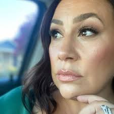 Matilda Salbazian (@faithhopeandlipstick) • Instagram photos and videos