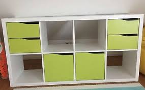 Ikea kallax regal in weiß; Ikea Kallax Regal Weiss 8 Facher Mit 2 Schubladen Und 2 Turen Grun Eur 40 00 Picclick De