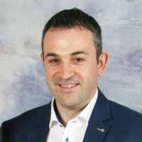 Ryan Mellon's Instagram, Twitter & Facebook