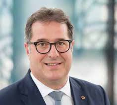 Frühling am bunten Wirtschaftsstandort