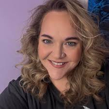 Who can do a deep house cleaning in Manchester, TN?