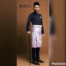 Free exclusive butang logo elrah free handkerchief free pin elrah semuanya dah ready stock. Baju Melayu Wakdoyok By Elrah Exclusive Men S Fashion Clothes On Carousell