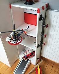 Dekorationsfolie Feuerwache Fur Spielhaus Ikea Billy Feuerwehr Geschenke Feuerwache Kinder Zimmer