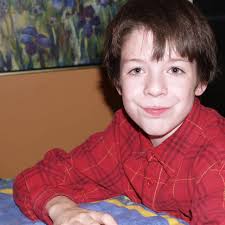 Jean-David Lamarre… Par où je commence? Tu as toujours eu un grand cœur et  sensible. Pendant longtemps tu as cru que c'était une faiblesse et non une  force. Tu étais un intellectuel,