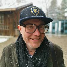 Stream episode Die Trophäen von Tim Bennett by Museum Starnberger See  podcast