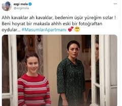 Ezgi mola'nın rol aldığı alice müzikali'ni izlemeye giden mustafa aksakallı ünlü oyuncu ile fotoğrafını. Masumlar Apartmani Nda Safiye Nin Sevgilisi Naci Ortaya Cikti Tansel Ongel Kadroya Dahil Oldu