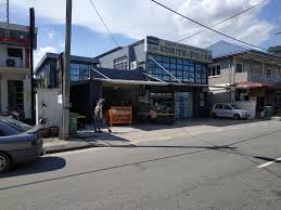 Kalau di dekat rumahmu gak ada ayam gepuk pak gembus, coba deh bikin sendiri. Naufalantezem On Twitter Chilli Level 100 Waktu Makan Aku Dah Mula Fikir Harta Aku Nak Wasiatkan Pada Siapa Sebab Pedas Sambal Dia Boleh Bawa Maut Kau Boleh Pilih Berapa Banyak