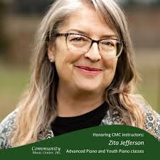 Happy Friday! ✨ Our summer chamber group had the honor of a visit from the  inspiring @esperanzaspalding, who first attended @cmc_portland back in  1998. 🎶 We loved giving her a tour of