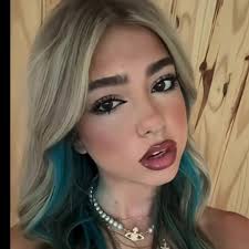 I'm Talking about Annie and Bree and Presley