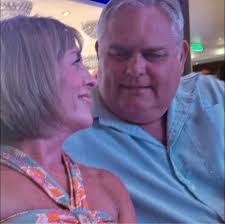 Nice restaurant for dinner for a birthday dinner for 50+ year old women &  go!