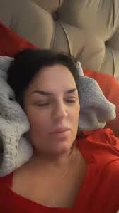 You're very welcome beautiful young woman 👩 Happy Monday.