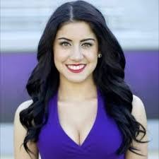 Dawn Hooten's Instagram, Twitter & Facebook