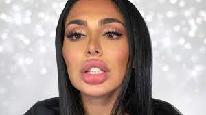 Trying Tik Tok Hacks That Made My Lips Look Huge جر بت حيل تيك توك وحصلت على شفاه هائلة الحجم Youtube