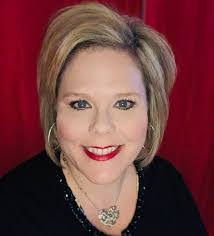 Amy Calvert's Instagram, Twitter & Facebook