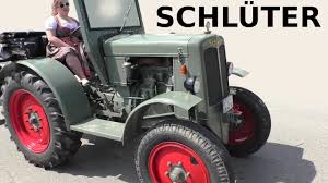 Der klang ist wirklich phenomenal. Historischer Schluter Traktor Auf Der Strasse Vintage Schluter Tractor On The Road Youtube