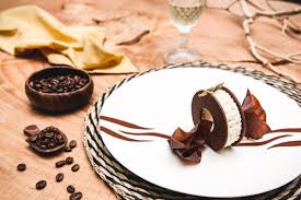 Mousse Glacee Au Cafe Moka D Ethiopie Creme Onctueuse Et Croustillant Aux Noisettes Par Florence Lesage Recette Croustillant Moka Cafe Mousse Cafe