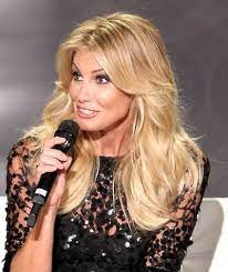 Faith Hill Hairstyles Perfect Blonde Hair Hairstyle