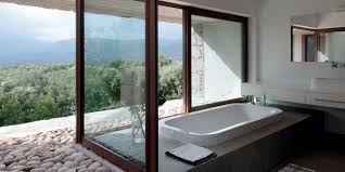 Les principes de décoration modernes fonctionnent également très bien avec les styles de décoration zen en raison de l'accent mis sur les lignes propres et épurées. Salle De Bains Zen Nos Plus Belles Inspirations Marie Claire