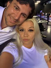 Any tips for first-time plaster wall mud application?