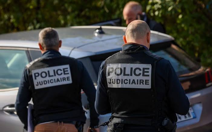 Yvelines : un homme d&eacute;couvert mort dans son appartement, il pr&eacute;sentait plusieurs plaies &agrave; la t&ecirc;te - Le Parisien