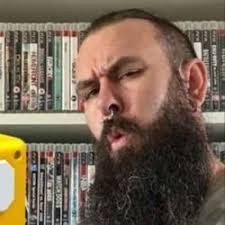 Darcy Stone's Instagram, Twitter & Facebook