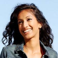 Melissa Roy's Instagram, Twitter & Facebook