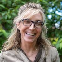 800+ "Strauser" profiles