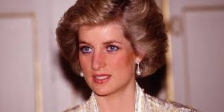 Meghan Markle et le prince Harry adoptent une chienne maltraitée, sauvée  d'un centre d'élevage