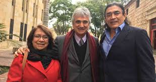 Sobrescribir enlaces de ayuda a la navegación. Gustavo Bolivar Moreno
