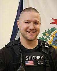 Brett Raines's Instagram, Twitter & Facebook