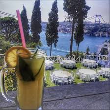 Istanbul U Dinliyorum Gozlerim Kapali Limonata Manzara Istanbul