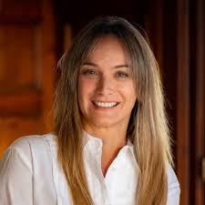 Jimena Alonso's Instagram, Twitter & Facebook