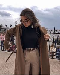 Laura Jade Stone On Instagram Finde Die Schonsten Outfits Fur Deinen Herbstlook Insta In 2020 Vintage Outfits Classy Winter Fashion Outfits Beautiful Outfits