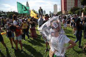 #jornadadelutas| em natal (rn), houve manifestação neste domingo (12), como parte das ações pelo #forabolsonaro. 1nql2yrctok2qm