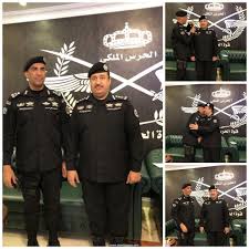 تخرج اللواء عبد العزيز الفغم من الكلية العسكرية للملك خالد، بعدها جاء تعيينه من قِبل الحرس الوطنى السعودى فى وظيفة لواء خاص، ثم نُقلَ للخدمة فى الحرس الملكي ولقد عمل والد اللواء أيضا مرافقاً شخصياً للملك عبد الله بن عبد العزيز حيث كان يلازمه فى كل مكان لمدة. Ù‚Ø§Ø¦Ø¯ Ù‚ÙˆØ© Ø§Ù„Ø­Ø±Ø³ Ø§Ù„Ø®Ø§Øµ Ø¨Ø§Ù„Ø­Ø±Ø³ Ø§Ù„Ù…Ù„ÙƒÙŠ ÙŠÙ‚Ù„Ø¯ Ø§Ù„Ø¹Ù‚ÙŠØ¯ Ø§Ù„ÙØ±Ù… Ø±ØªØ¨ØªÙ‡ Ø§Ù„Ø¬Ø¯ÙŠØ¯Ø© Ø§Ù„Ù‚ØµÙŠÙ… Ù†ÙŠÙˆØ² Ù€ ØµØ­ÙŠÙØ© Ø§Ù„Ù‚ØµÙŠÙ… Ø§Ù„Ø¥Ù„ÙƒØªØ±ÙˆÙ†ÙŠØ©