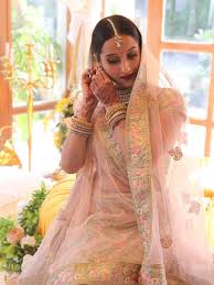 Shaadigrandhogi Manyavar Mohey Shares What Really Matters To A Bride On Her Special Day Filmfare Com The collections include exquisite sherwanis, fine indo westerns, royal band galas, jackets, kurtas and matching accessories for life's handpicked lehengas, sarees, suits and gowns are now available at 50+ mohey stores. shaadigrandhogi manyavar mohey shares